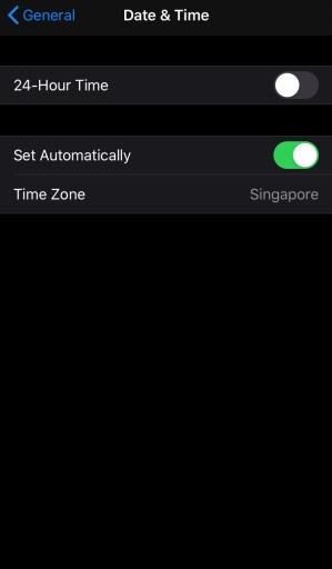 iPhone establece la fecha y la hora automáticamente